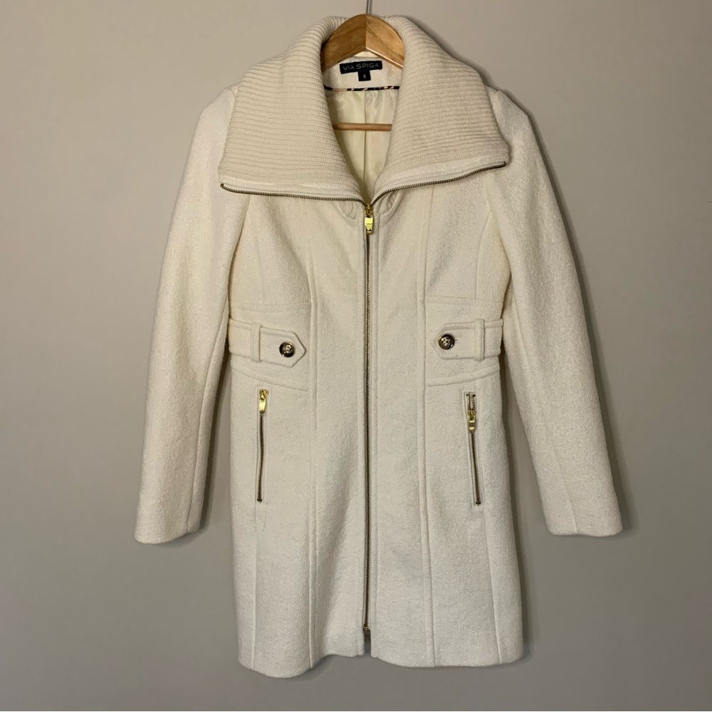NWOT Women’s Via Spiga Coat Wool Ivory Cream Gold Hardware Sweater Collar Size 4